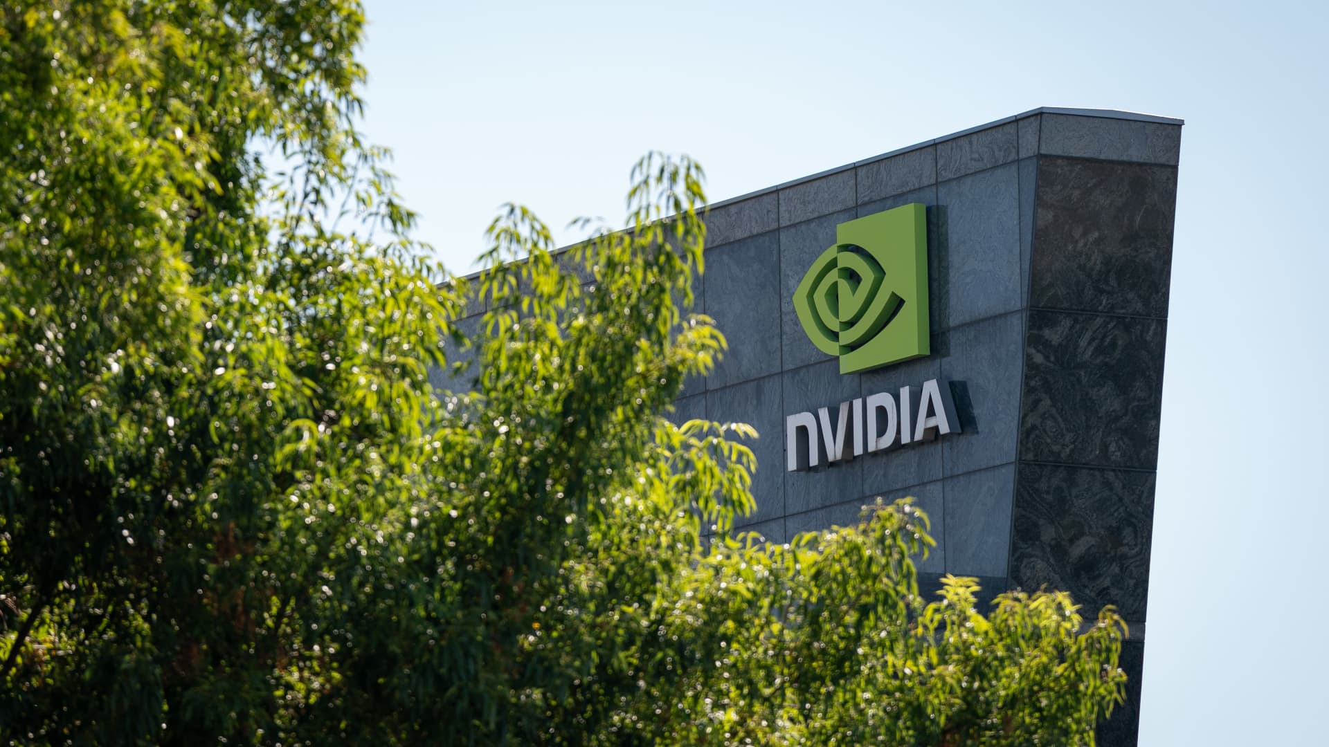 108028847 1725431094322 gettyimages 2168114340 NVIDIA EARNS