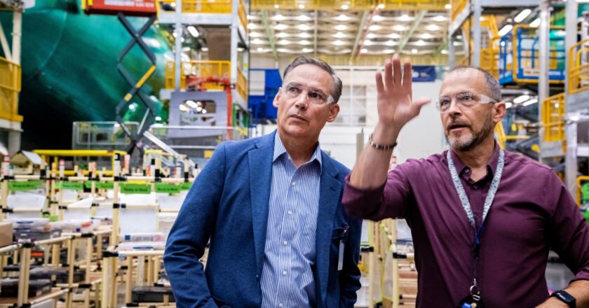 Boeing CEO to discuss company’s future while workers vote on contract