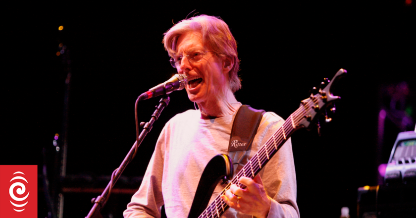 Grateful Dead bassist and founding member Phil Lesh has died at 84