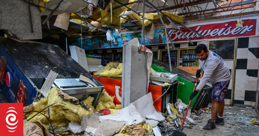 Live: Hurricane Milton death toll rises, hundreds rescued as residents take stock