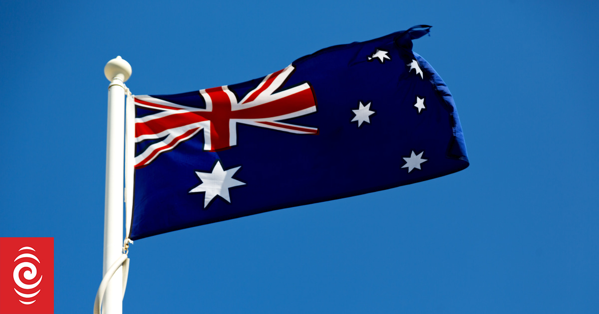 4NOOQJ2 image crop 65180