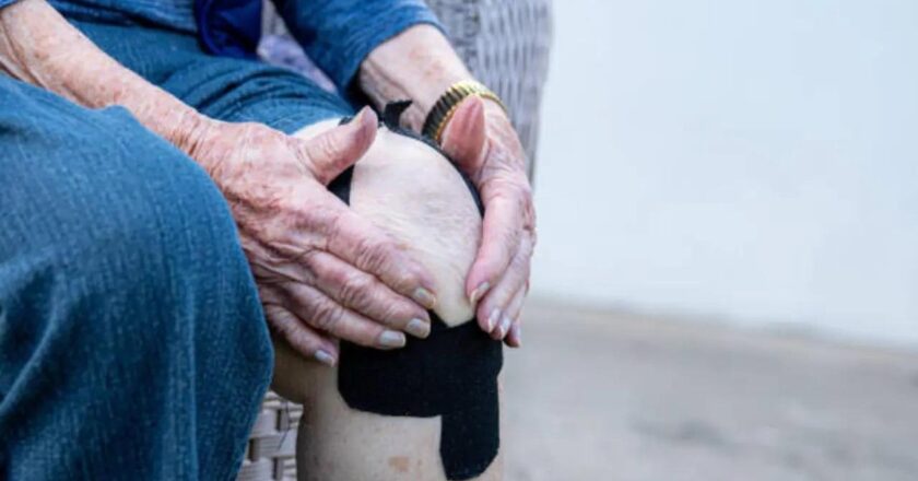 World Arthritis Day 2024: Delaying knee arthritis treatment can damage spine