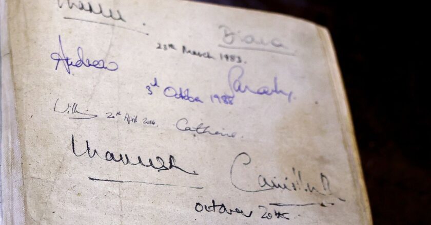 King Charles and Queen Camilla sign historic bible King signed with Princess Diana over four decades ago | World News