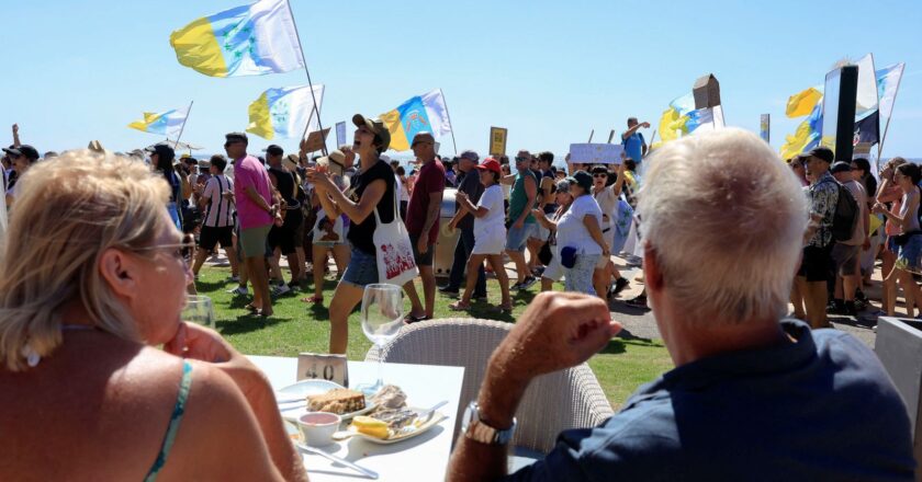Canary Islands: Thousands demonstrate against tourism in holiday resorts | World News