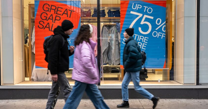 28% of credit card users are still paying off last year’s holiday bill