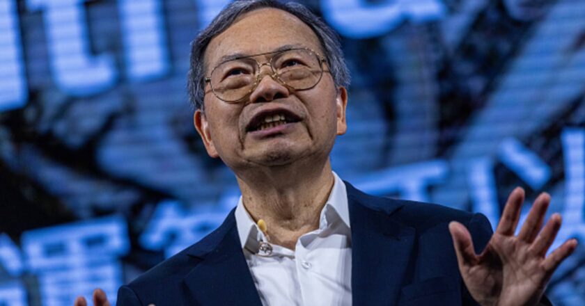 Super Micro hires new auditor to maintain Nasdaq listing; shares pop