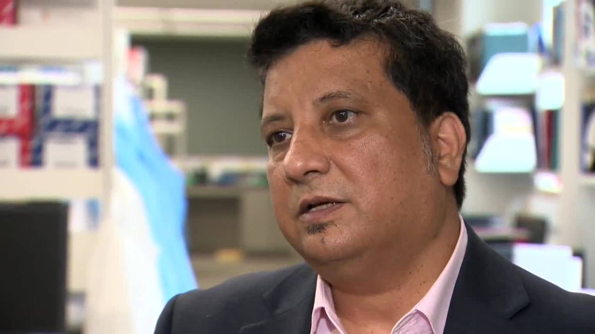 Click to play video: 'Winnipeg researchers working on early detection blood test for colorectal cancer'
