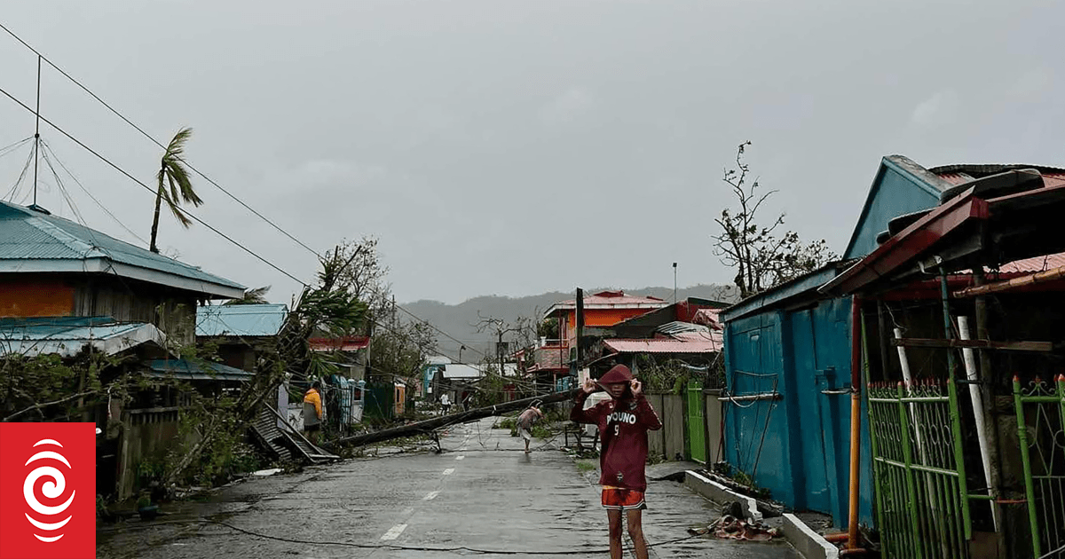 4KGJCIS AFP 20241117 36MN3AV v1 HighRes PhilippinesWeatherTyphoon jpg