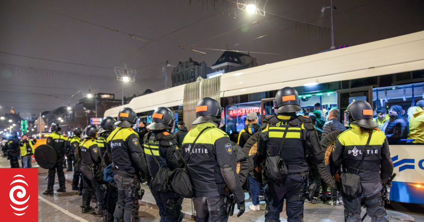 Israel to collect soccer fans from Amsterdam after apparent antisemitic attacks