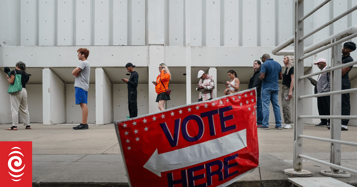 4KHCDUC AFP 20241102 36LE42Z v1 HighRes UsVotePoliticsEarlyVoting jpg