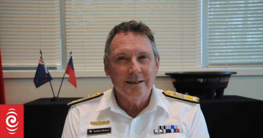 HMNZS Manawanui: Salvage companies ready for fuel removal phase