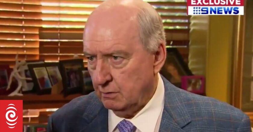 How former Wallabies coach Alan Jones rose to power in the Australian media as a shock jock