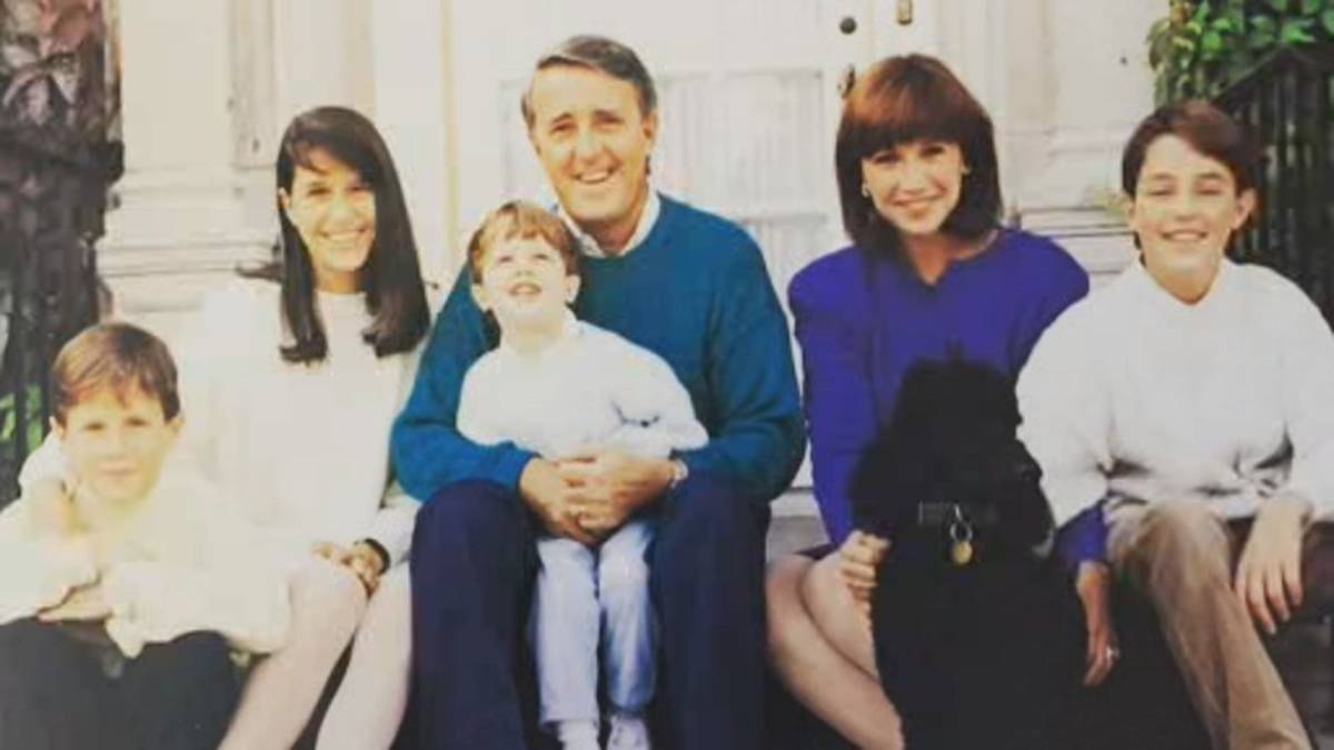 Click to play video: 'Brian Mulroney’s eldest son Ben opens up about his family’s grief'