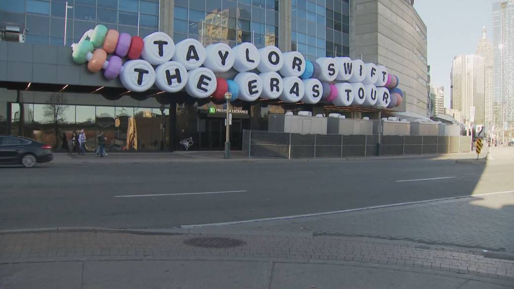 Click to play video: 'How officials are keeping Swifties safe and sound during Toronto Era’s shows'