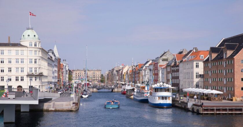 Widespread disruption in Denmark after mobile network outage | World News