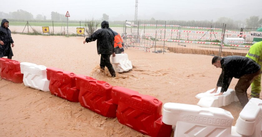 Thousands evacuated in Spain as residents cover cars in plastic wrap – just two weeks after floods killed 220 | World News
