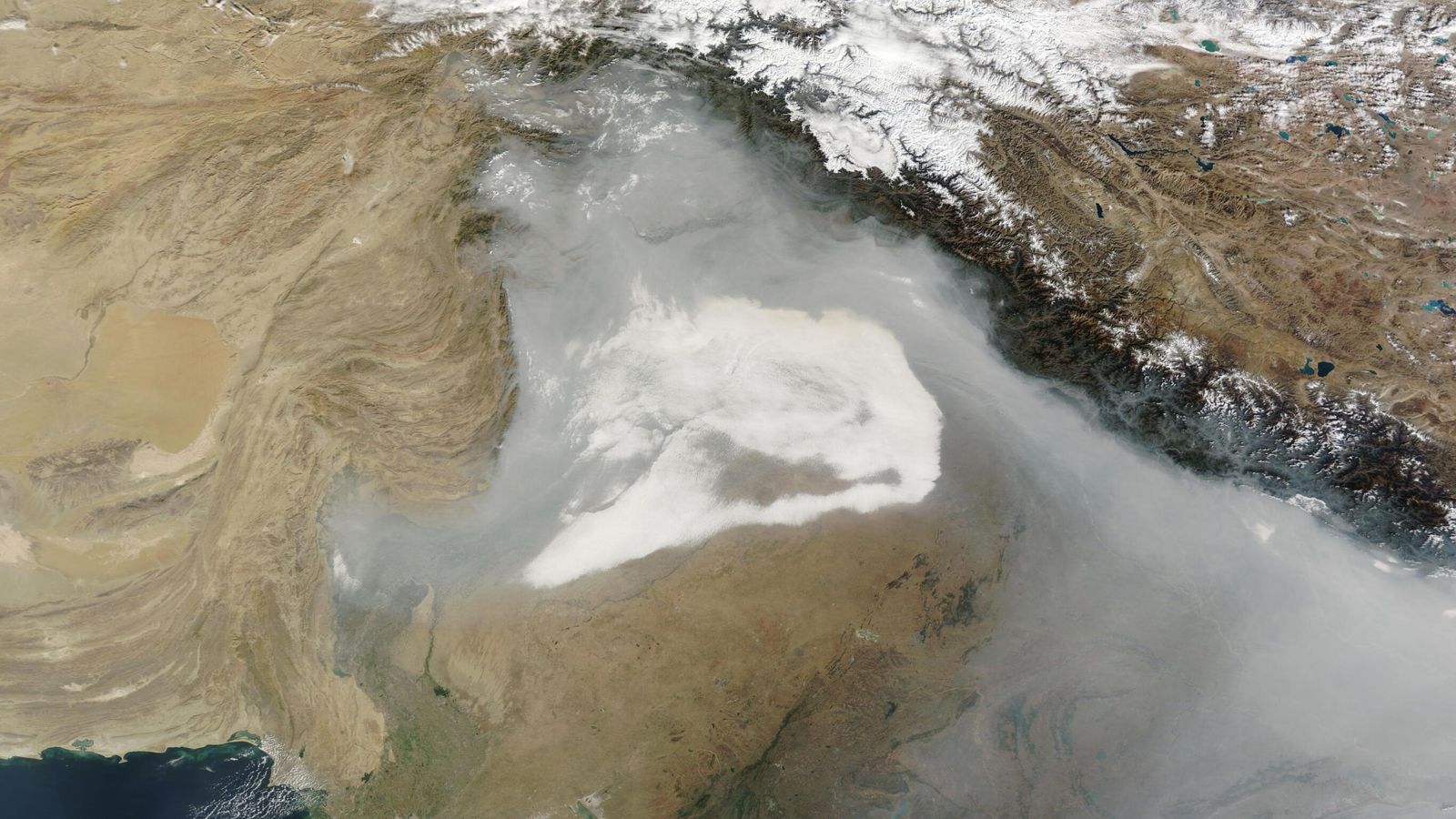 skynews nasa pakistan smog 6746294