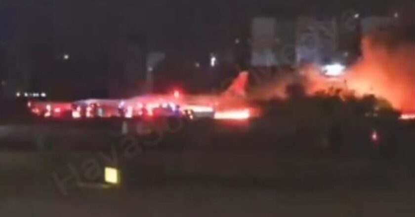Russian plane catches fire after landing in Turkey but passengers and crew safely evacuated | World News