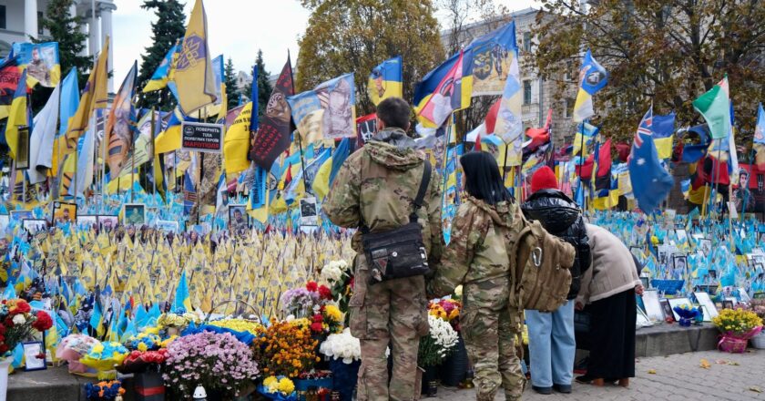Ukrainians mourn their war dead after almost 1,000 days of war – but US move sparks hope | World News