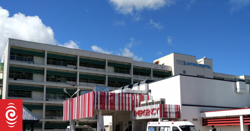 MFAT updates Fiji travel warning after suspected alcohol poisoning