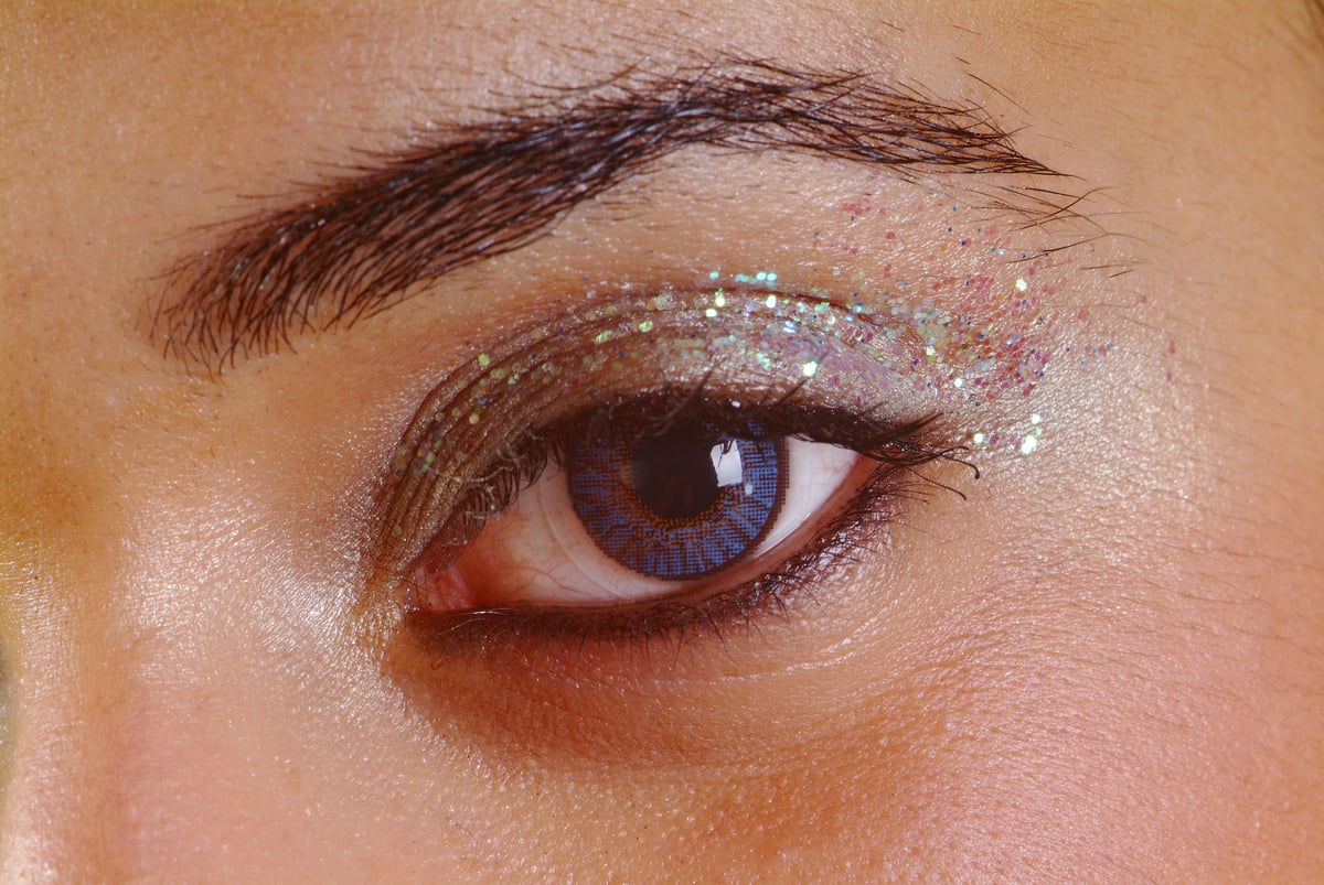 Is it really safe to put glitter makeup products near