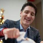 Trudeau tells Canadians to ‘put our politics aside’ in Christmas message – National