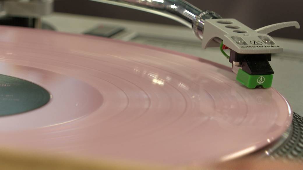 Click to play video: 'Vinyl Comeback'