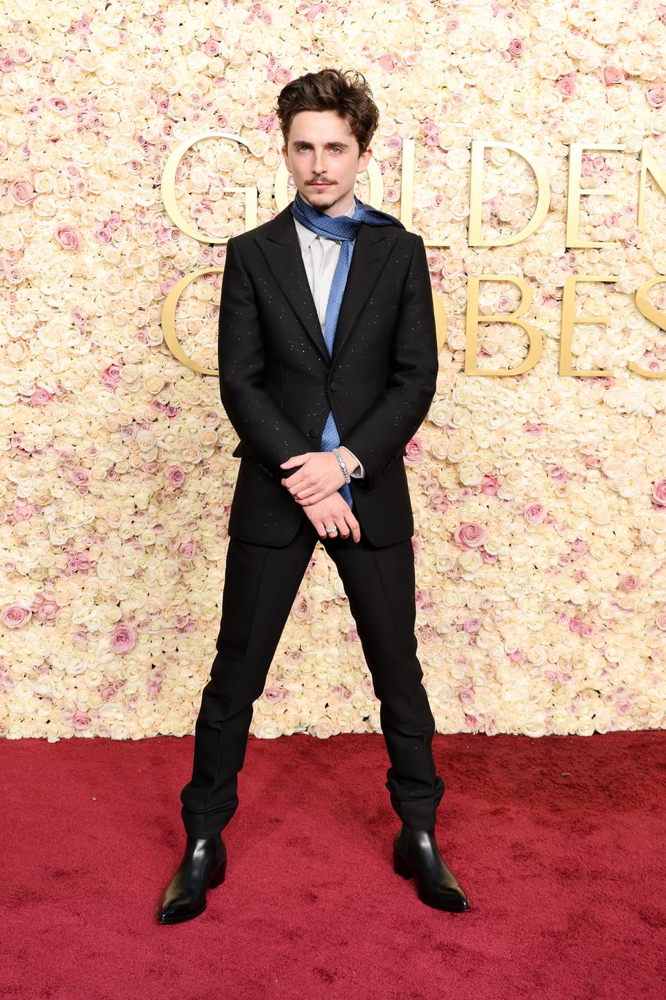 Golden Globes 2025 red carpet: Zendaya, Angelina Jolie, Ariana Grande, Timothée Chalamet lead best dressed 7 1736128877 223 Golden Globes 2025 red carpet Zendaya Angelina Jolie Ariana Grande