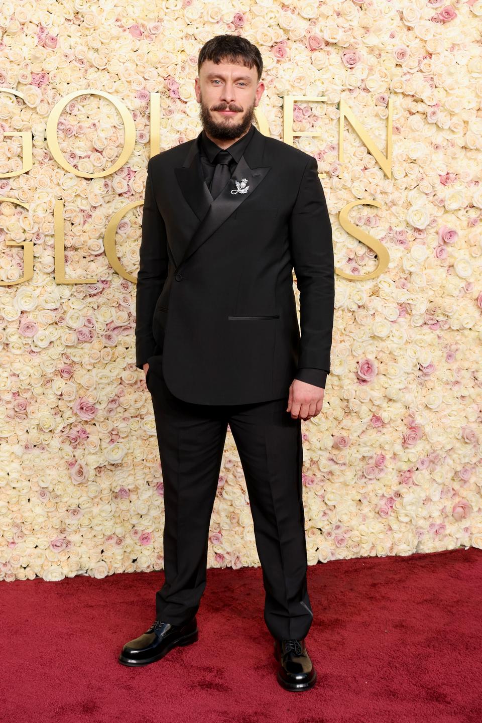 Golden Globes 2025 red carpet: Zendaya, Angelina Jolie, Ariana Grande, Timothée Chalamet lead best dressed 28 1736128886 328 Golden Globes 2025 red carpet Zendaya Angelina Jolie Ariana Grande