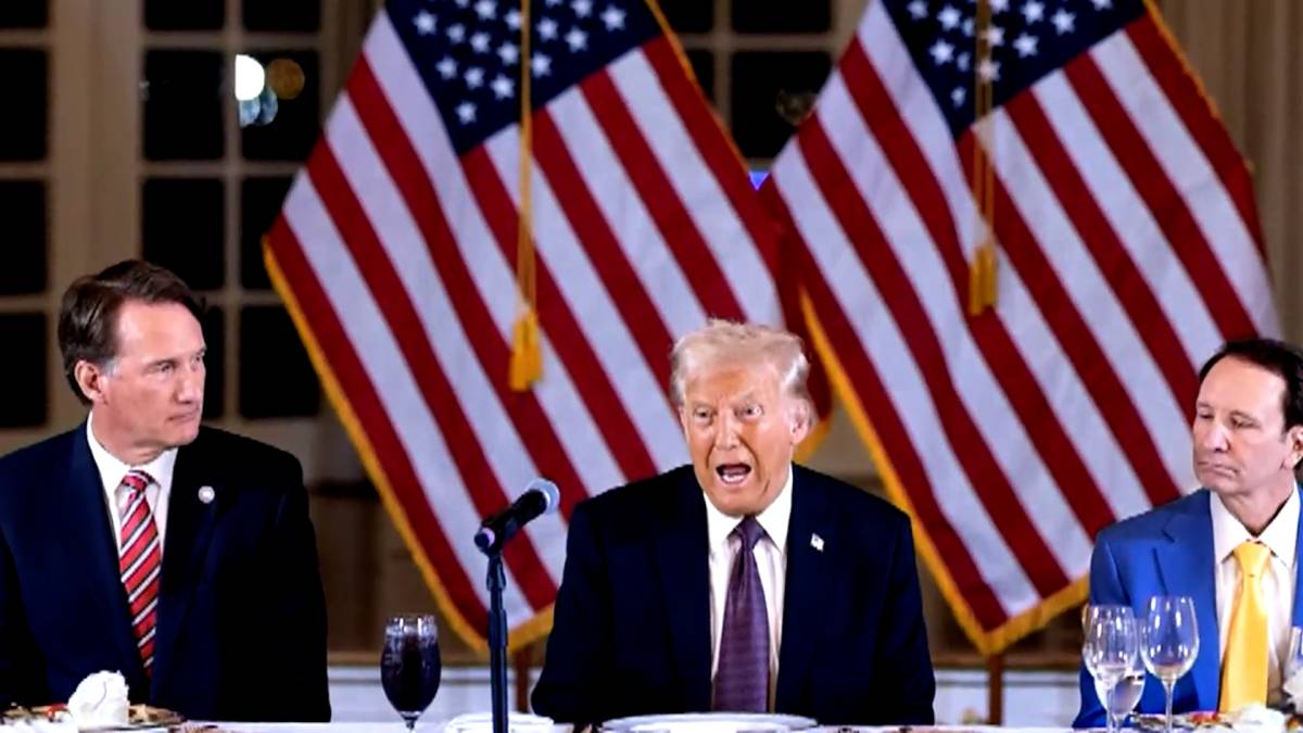 Click to play video: 'Donald Trump avoids jail, fines and probation in hush money case'