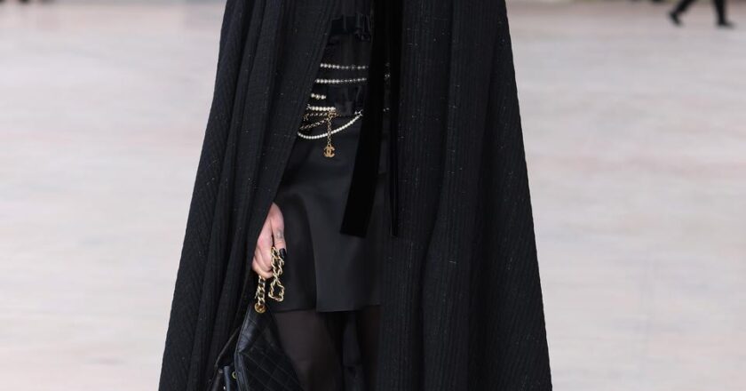 Kylie Jenner, Dua Lipa, Jisoo shine at Paris Haute Couture Fashion Week