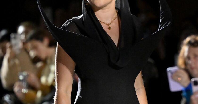 All the celebrities on the London Fashion Week front row: Anais Gallagher, Amandaland’s Lucy Punch, Sadiq Khan