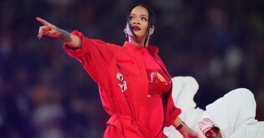 Best Super Bowl Halftime Show outfits ever | London Evening Standard