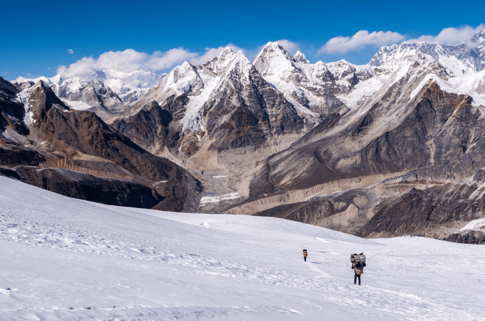 Model Mia Regans guide to climbing the Himalayan peaks of