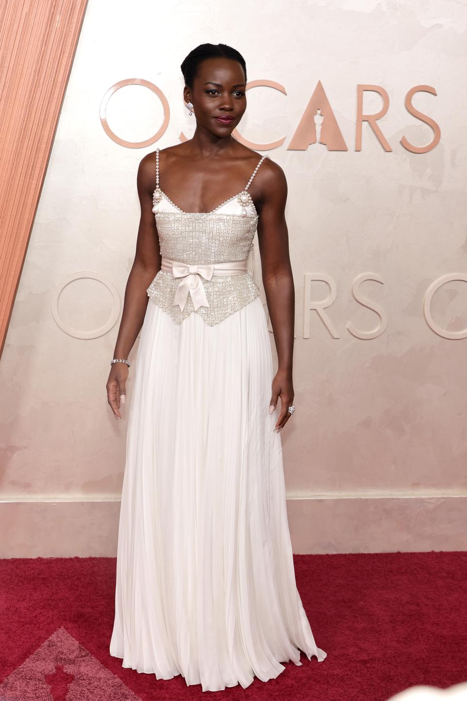 Oscars 2025: Glamorous gowns & stick-thin actors rule the Oscars red carpet — Timothée Chalamet, Ariana Grande, Demi Moore 14 1740975001 5 Oscars 2025 Glamorous gowns stick thin actors rule the Oscars