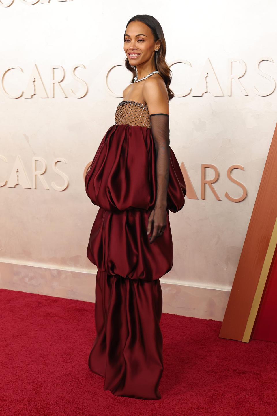 Oscars 2025: Glamorous gowns & stick-thin actors rule the Oscars red carpet — Timothée Chalamet, Ariana Grande, Demi Moore 15 1740975001 698 Oscars 2025 Glamorous gowns stick thin actors rule the Oscars