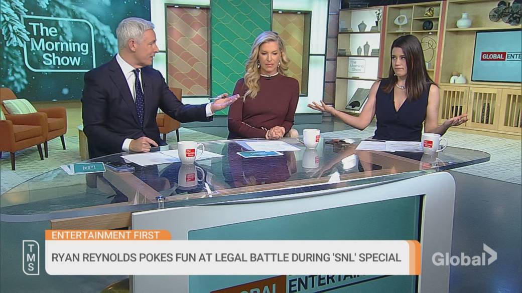 Click to play video: 'SNL 50: Ryan Reynolds pokes fun at Blake Lively legal drama'