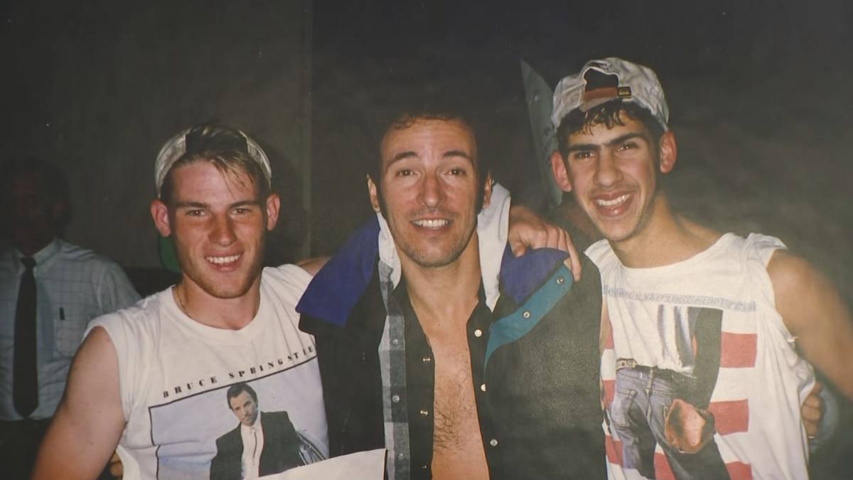 Click to play video: 'Bruce Springsteen fans hope to reignite ‘Glory Days’ at Vancouver concert'