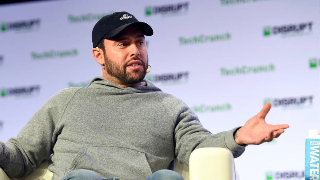 Click to play video: 'Scooter Braun speaks out about comments by Taylor Swift about him and company'
