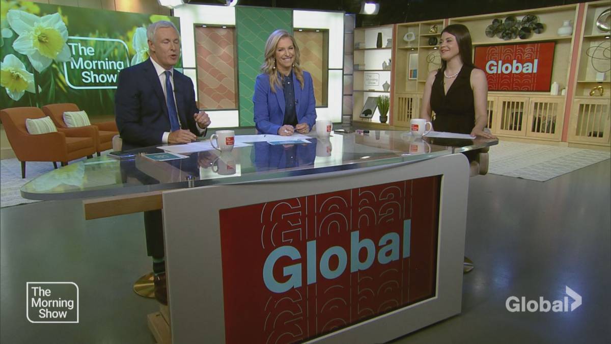 Click to play video: 'Justin Bieber says sorry for telling Hailey she would “never” be on Vogue cover'