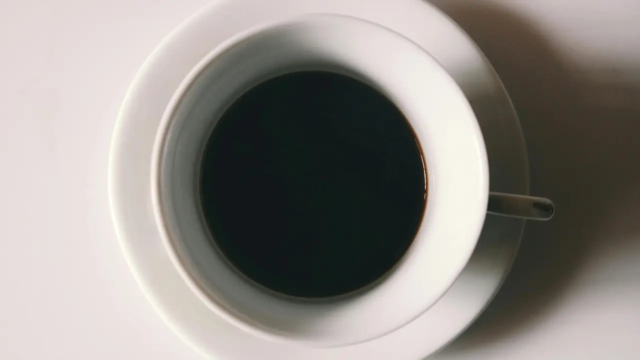 Drinking 1 2 cups of black coffee daily may reduce risk