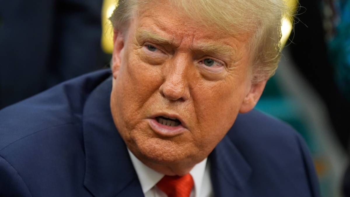 Click to play video: 'Trump revives 51st state rhetoric as trade dispute grows'