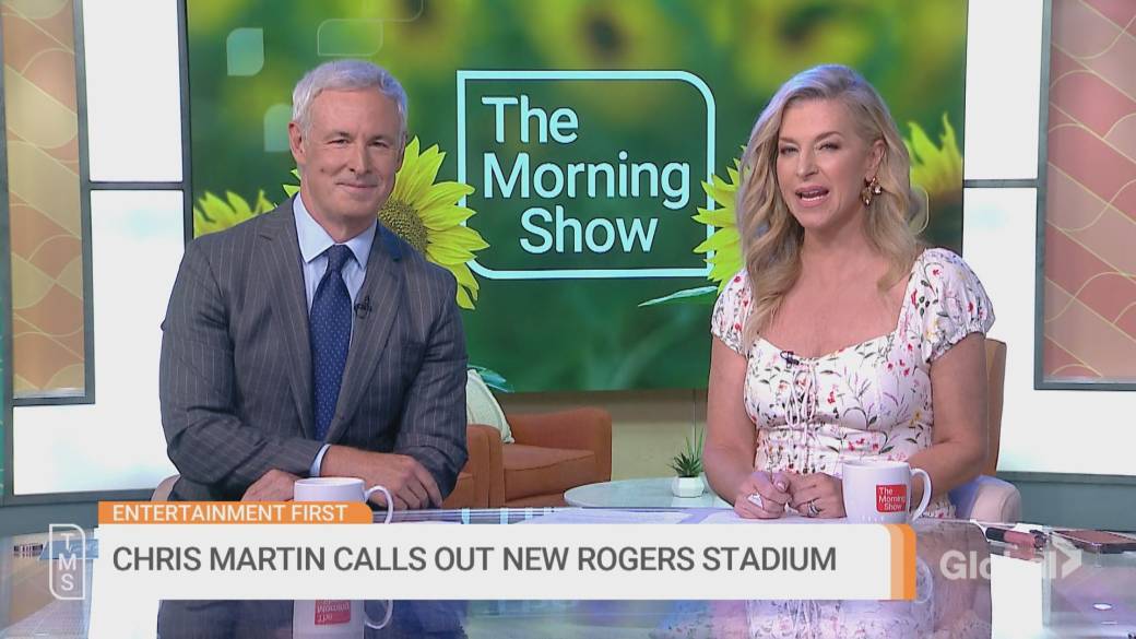 Click to play video: 'Coldplay’s Chris Martin calls out Toronto’s new venue: ‘Weird stadium in the middle of nowhere’'