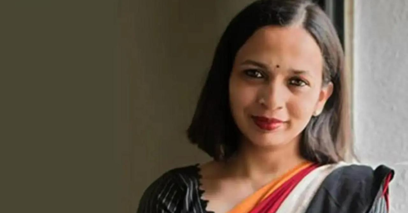 Rujuta Diwekar: “Samosa and Jalebi ne aapka kya bigada hai?’