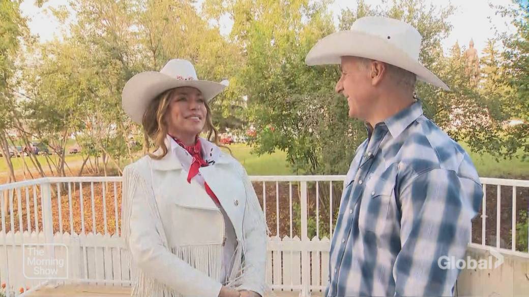 Click to play video: '“I’d love to get everywhere by horse”: Shania Twain on kicking off the Calgary Stampede'