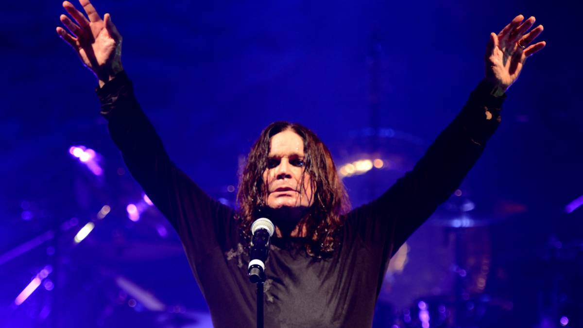 Click to play video: 'Ozzy Osbourne was ‘ground zero’ for heavy metal: Musicians, fans mourn loss of Black Sabbath icon'