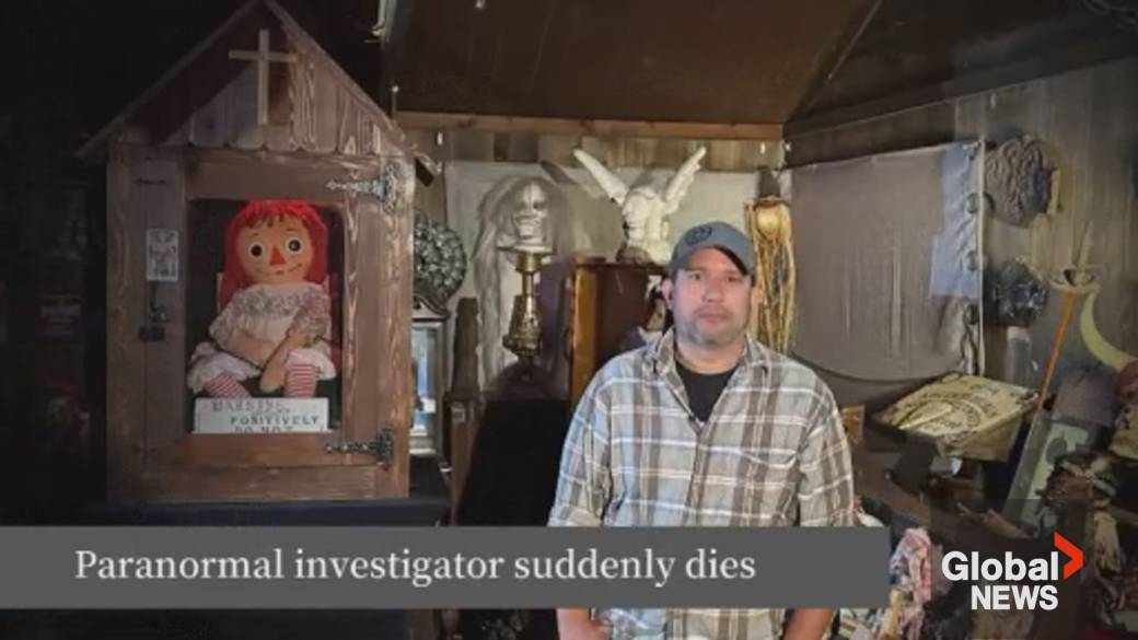 Click to play video: 'Paranormal investigator carrying “possessed” Annabelle doll dies suddenly'