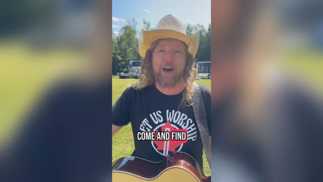 Click to play video: 'Controversial American musician’s West Kelowna concert safety plan under review'