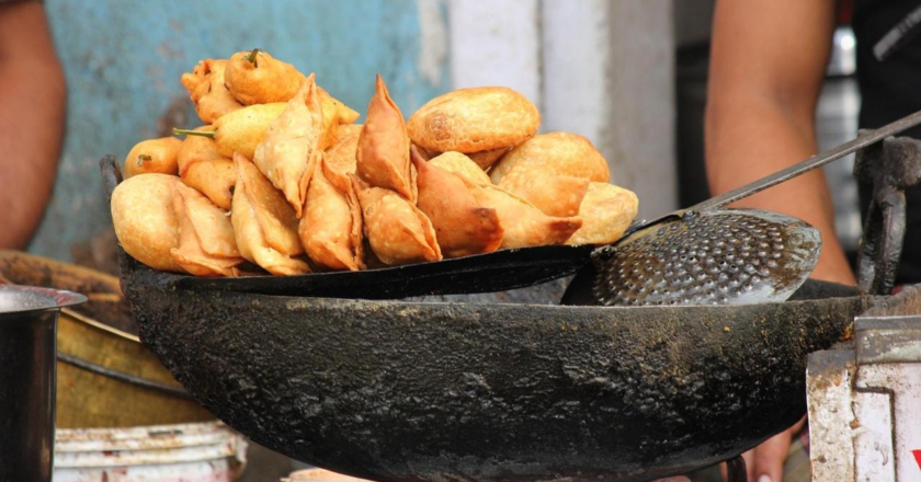 Are samosas healthy? Mumbai health experts give you a reality check