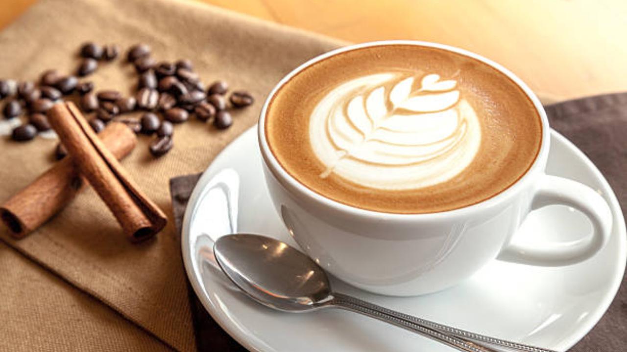 Drinking coffee at night may increase impulsivity in women Study